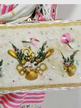 Vintage 50s pinup Wicker Sea Shell Purse pink Gold Basket Rockabilly Tiki Vlv